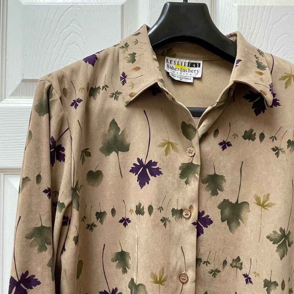 Vintage Leslie Fay Women's 14P Tan Autumnal Leaf Print Faux Suede L/S Button Up